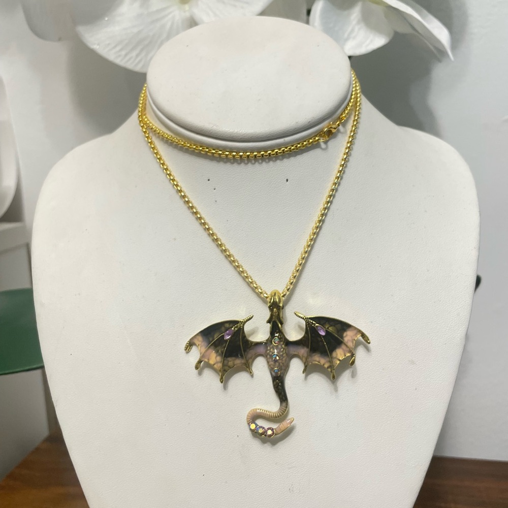 BLACK ANJALAI NECKLACE